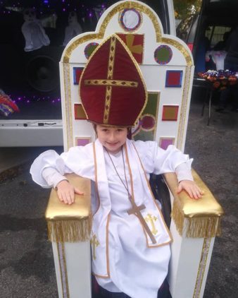 grant's diy halloween costume - adaptive wheelchair pope costume